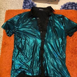 Party shirt green techno metallic snake